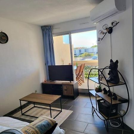 Location Les Pieds Dans L'Eau Apartment Canet-en-Roussillon Bagian luar foto
