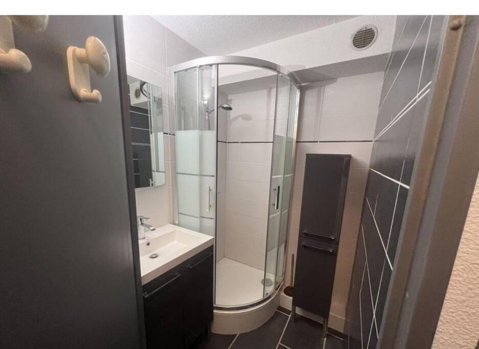 Location Les Pieds Dans L'Eau Apartment Canet-en-Roussillon Bagian luar foto