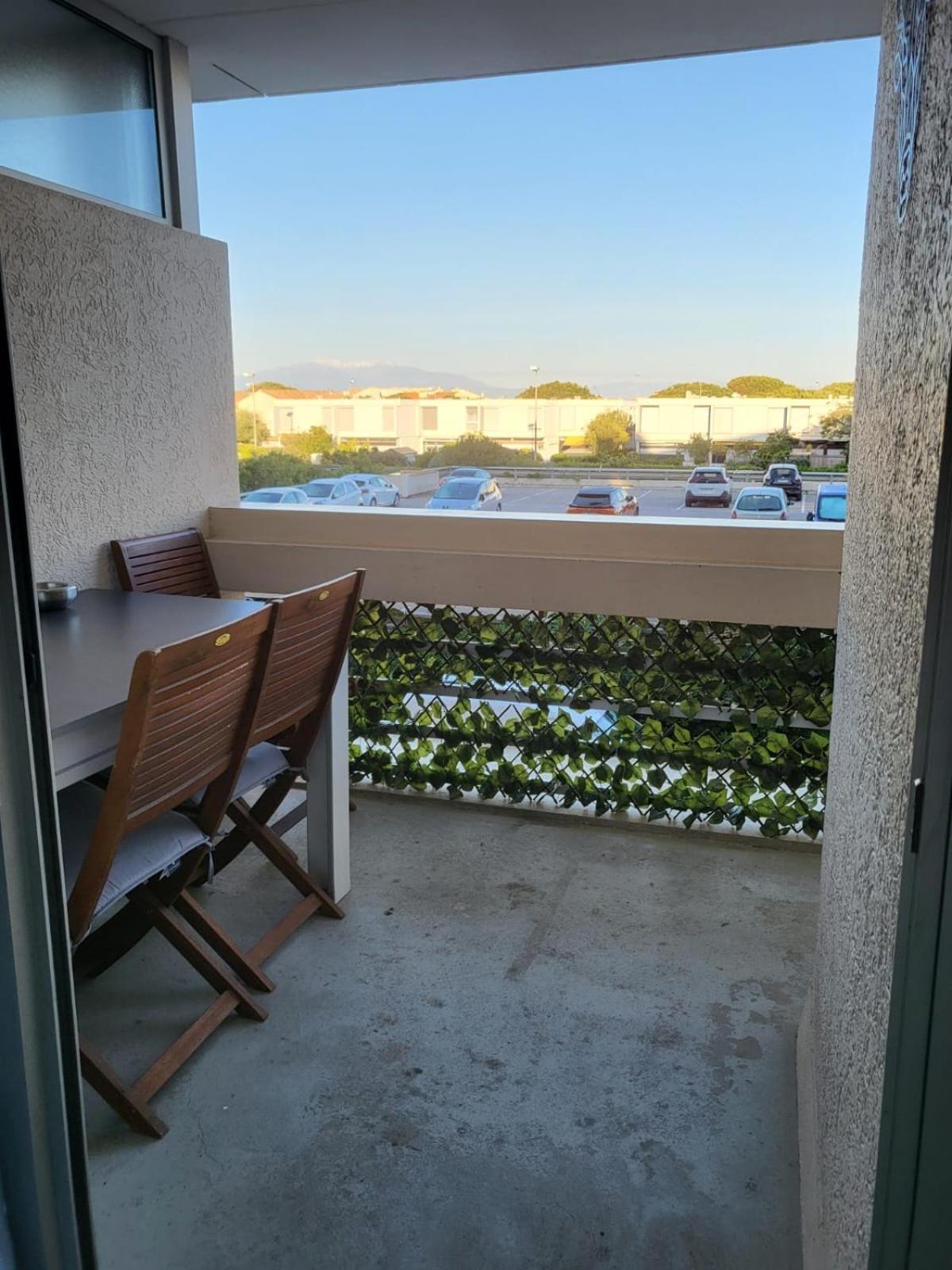 Location Les Pieds Dans L'Eau Apartment Canet-en-Roussillon Bagian luar foto